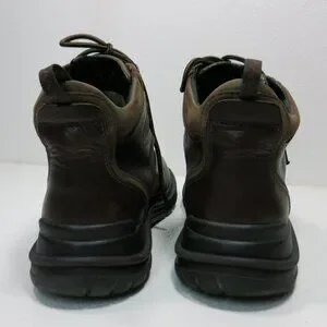 Clarks | Shoes | Clarks Leather Chukka Boots Casual Dress  display picture 3